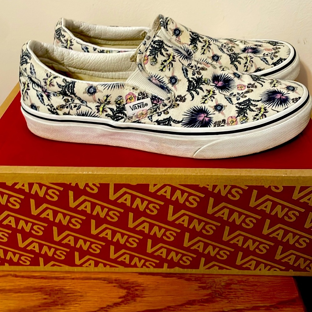 Vans Floral Slip-On Sneakers - White and Black